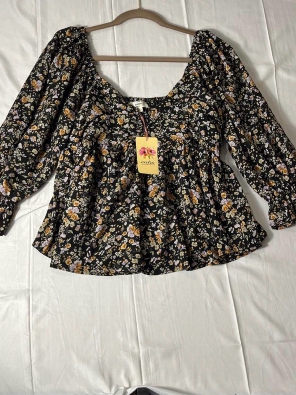 entro Black Floral Square-Neck Peasant Blouse